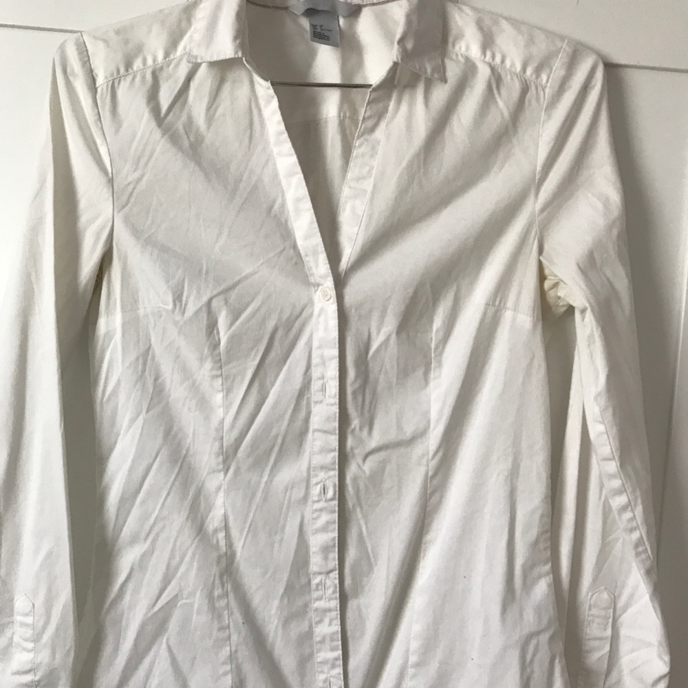 White collared shirt xs